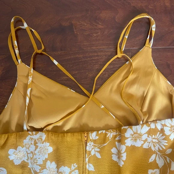 Yellow Floral Maxi Dress - Picture 4 of 6